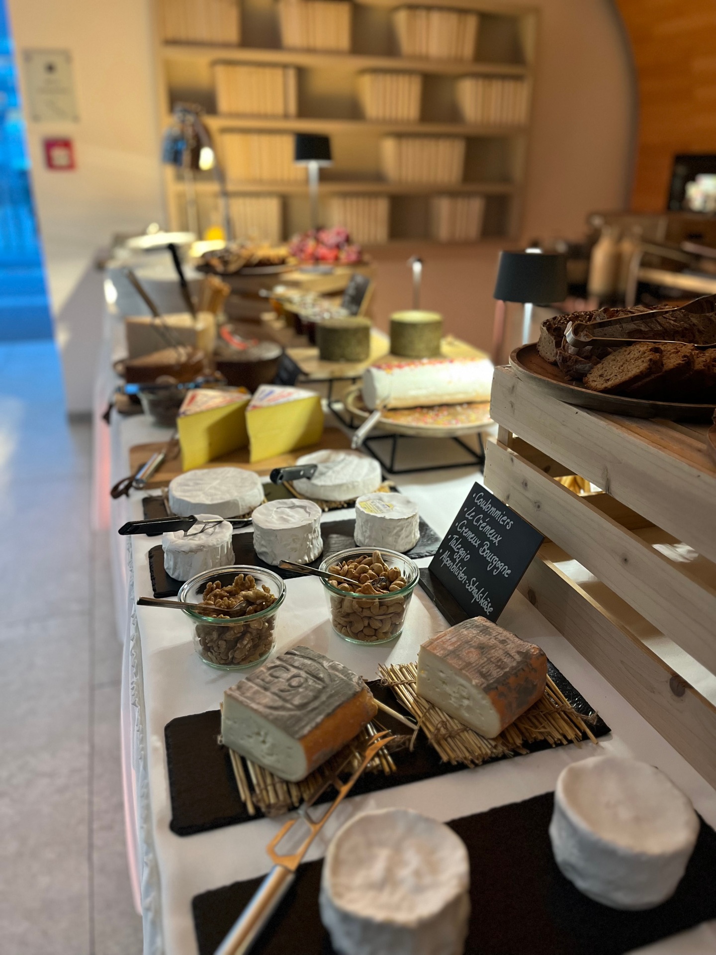 Special Food Ecke – Angebot für Hotelgäste Special Food Ecke als Hinweis auf das spezielle Speisenangebot für Hotelgäste