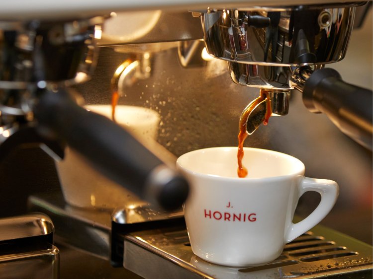 Coffee being freshly brewed at the bar in Hotel Schloss Montabaur