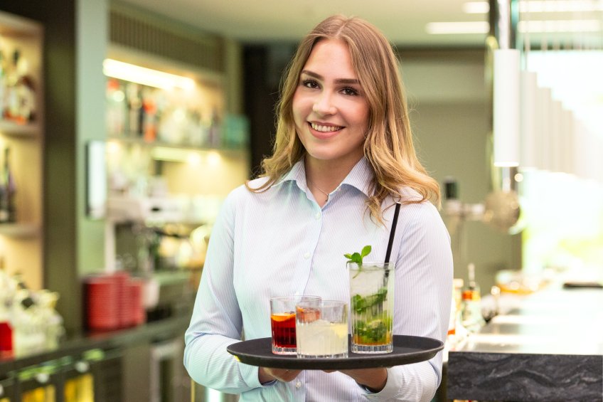 Auszubildende und Studierende im Hotel Schloss Montabaur – praktische Einblicke in Hotellerie, Gastronomie und Veranstaltungsmanagement in historischem Ambiente