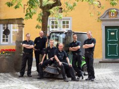 Zuverlässig, vielseitig, unentbehrlich – unser Hausmeister-Team Hausmeister des Hotel Schloss Montabaur bei der Arbeit – technischer Service, Instandhaltung und Unterstützung im täglichen Hotelbetrieb