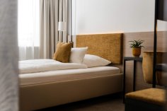 Economy Plus Zimmer – komfortabel wohnen auf Schloss Montabaur Economy Plus Zimmer im Hotel Schloss Montabaur
