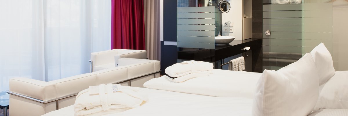 Übernachten im Hotel Schloss Montabaur – Komfortable Zimmer im Westerwald Komfort Zimmer im Hotel Schloss Montabaur mit Doppelbett