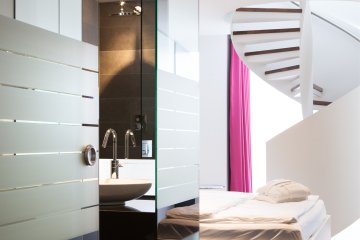 Comfort room at Hotel Schloss Montabaur with double bed, desk and modern bathroom